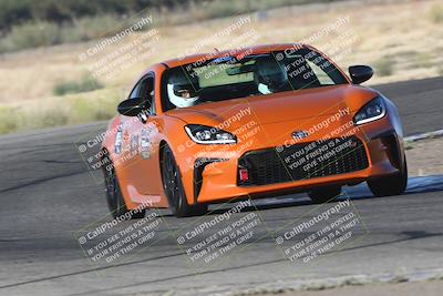 media/Sep-15-2024-Speed Ventures (Sun) [[7a54f7ed2f]]/86 Group/Session 1 (Outside Grapevine)/